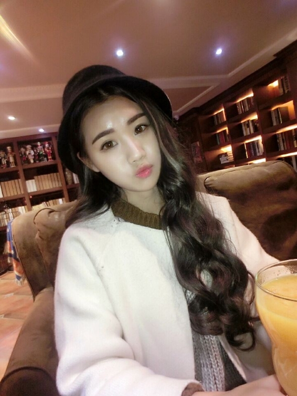 气质小妹的第三张照片--北京上门女婿服务网