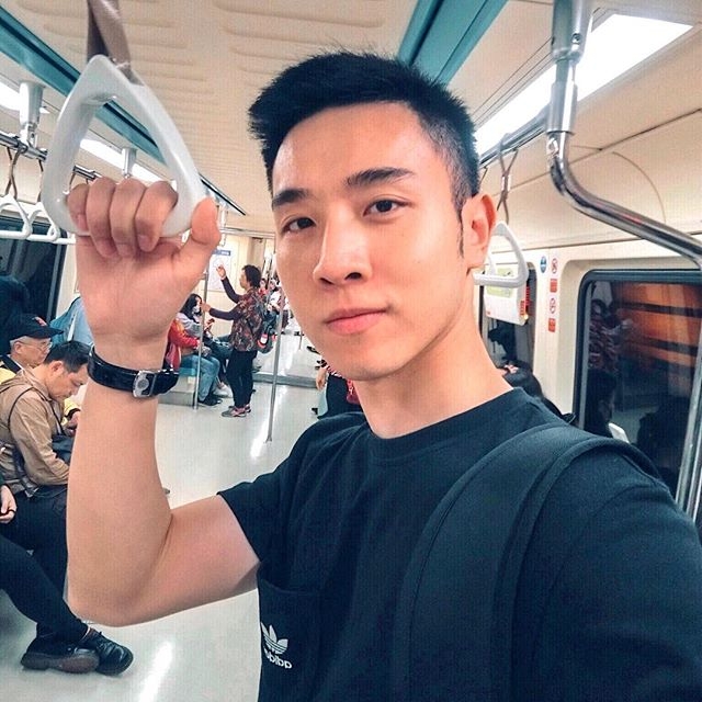 然然男士的第三张照片--北京上门女婿服务网