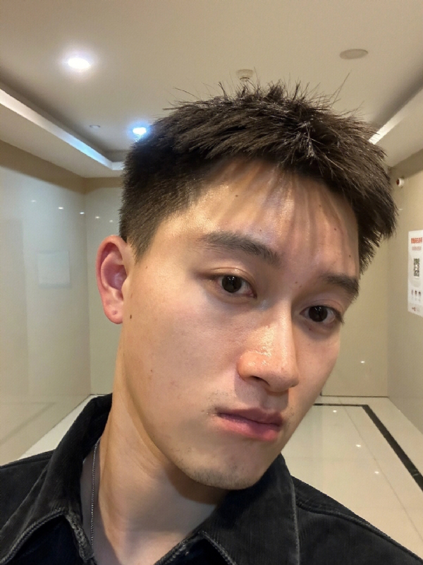 月光之下的第一张照片--北京上门女婿服务网